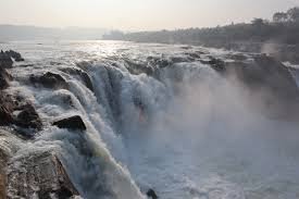 Bhedaghat Jabalpur Vlog – Marble Rocks & Dhuandhar Waterfall (